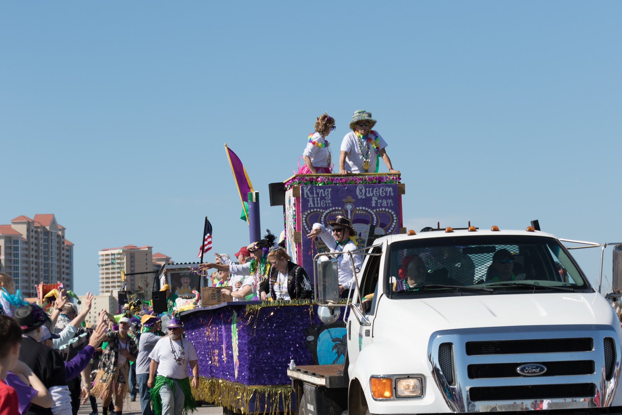 Descriptive alt text